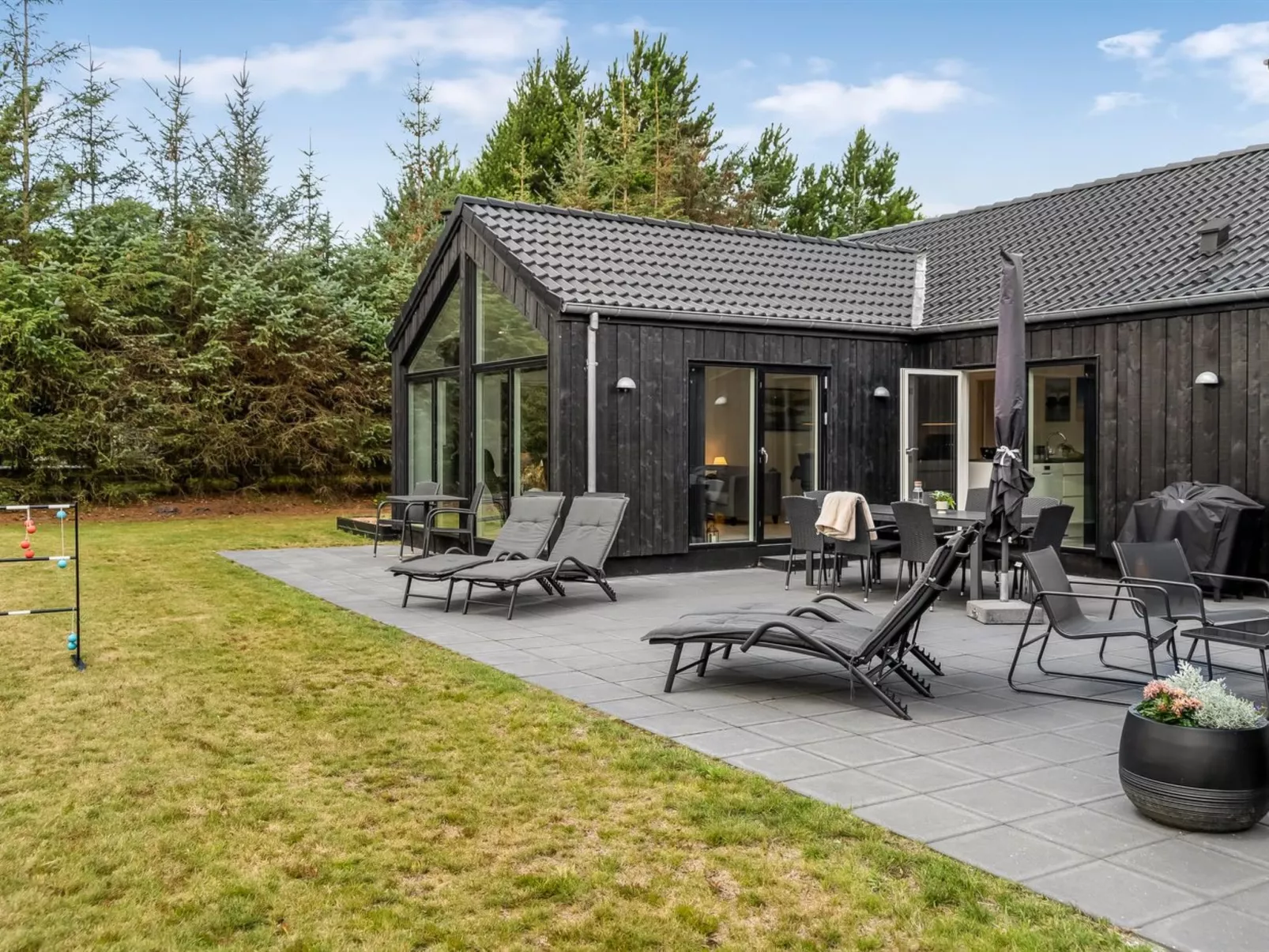 "Abiorn" -  from the sea-Draußen