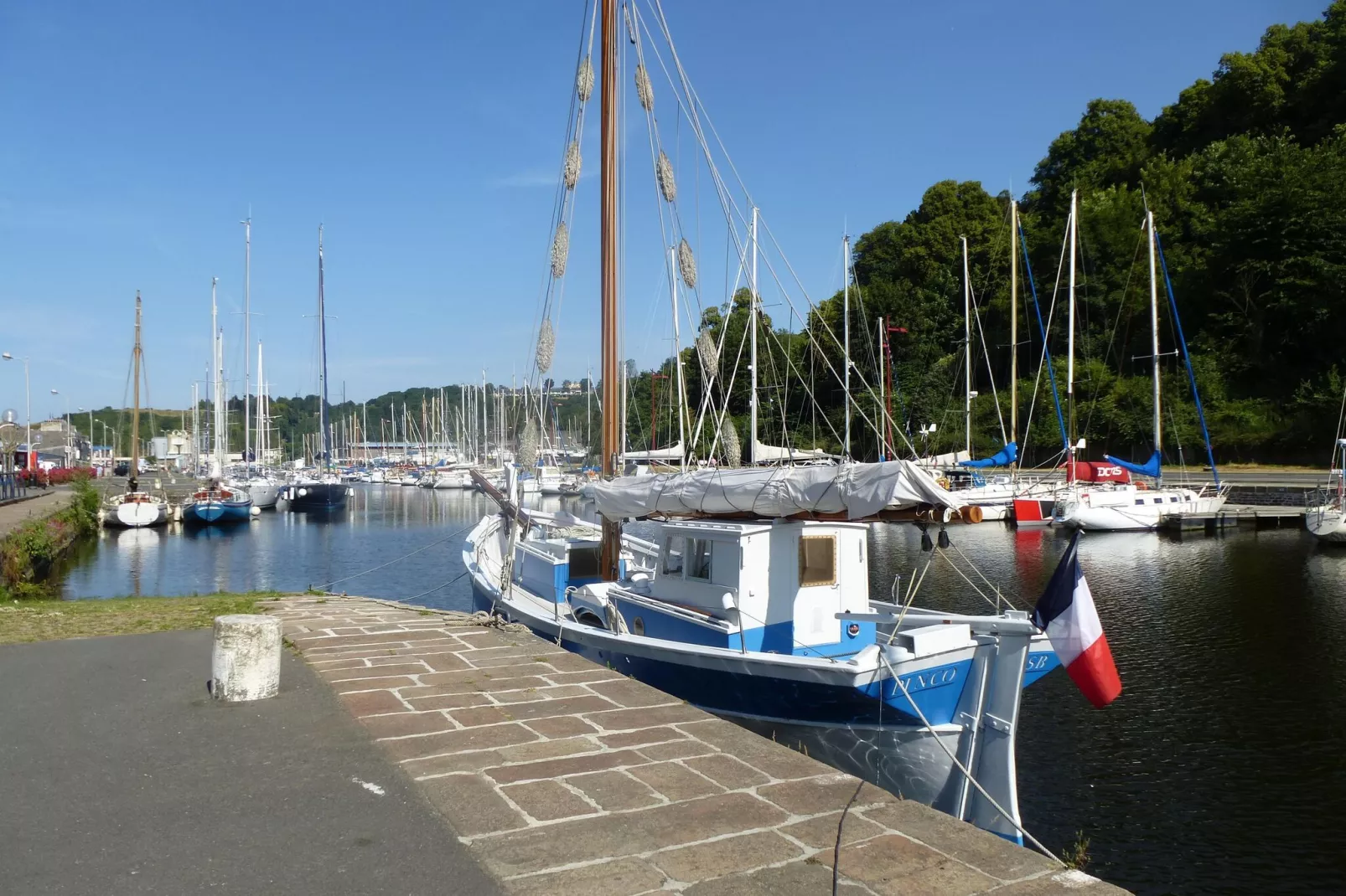 Charming Breton holiday home with premium comfort at the port of Légué Plérin-Areas summer 1km