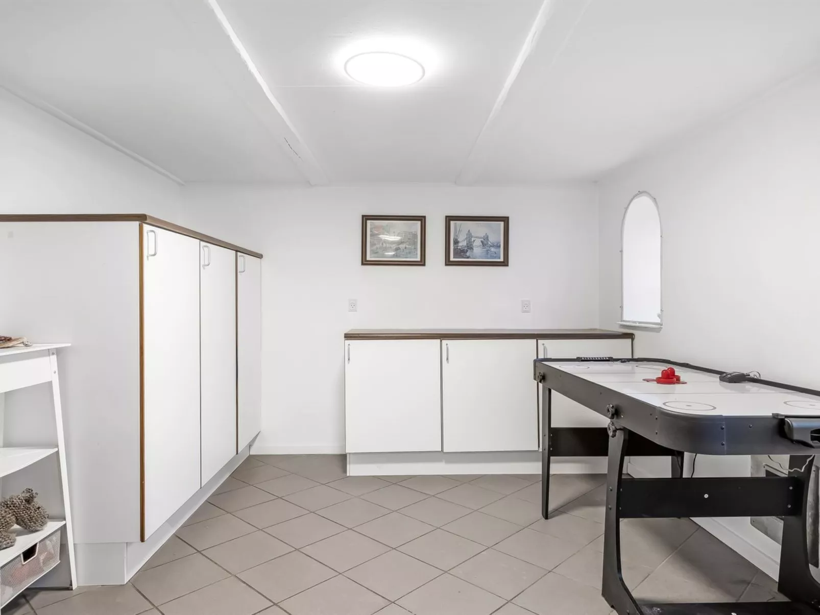 "Yorik" - 1.6km from the sea