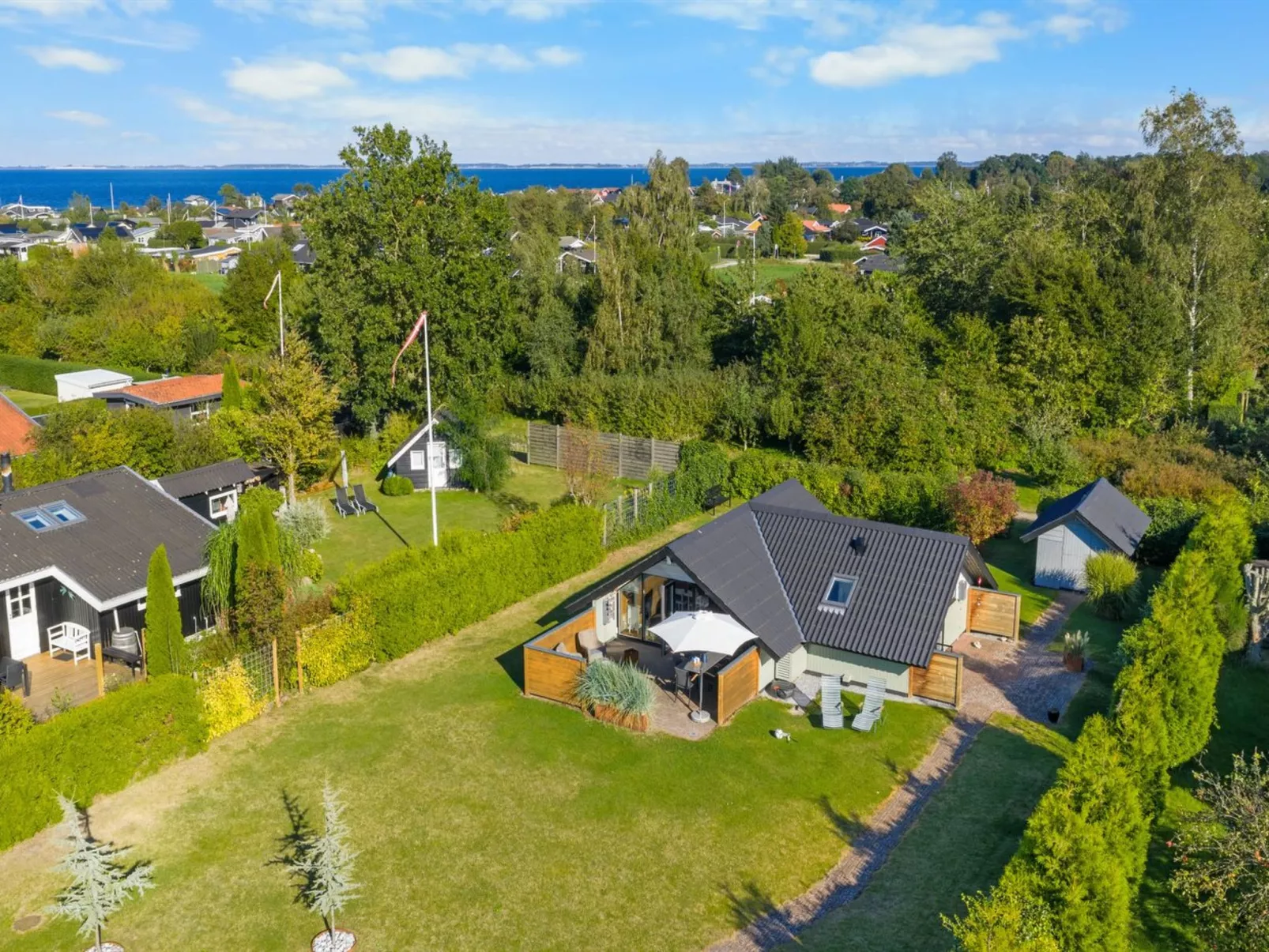 "Allin" - 350m from the sea