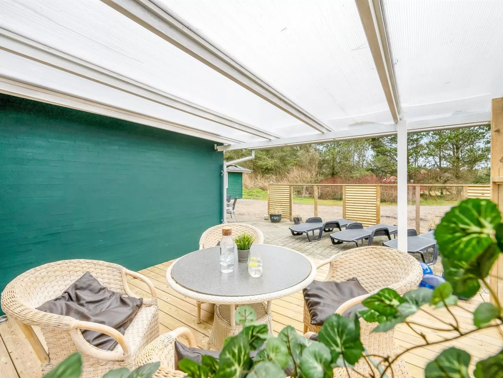 "Nele" - 1.4km from the sea