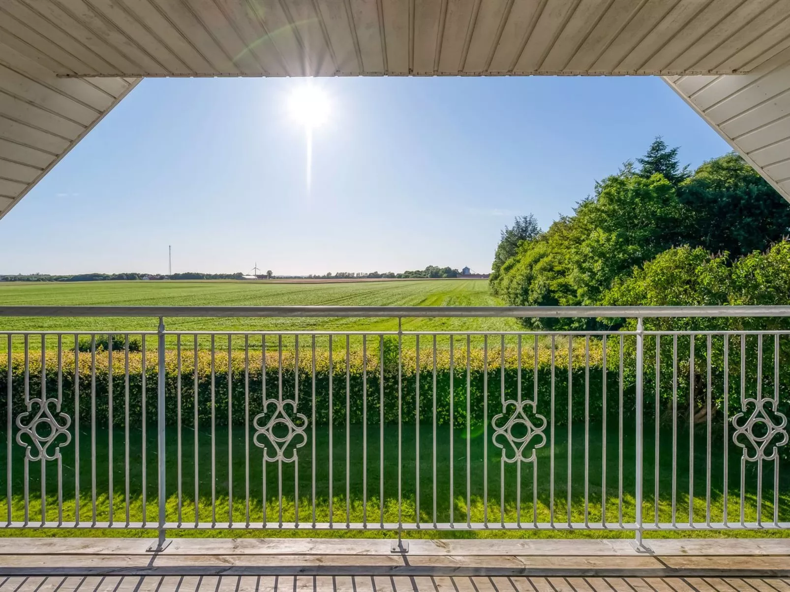 "Pauna" - 2.5km from the sea