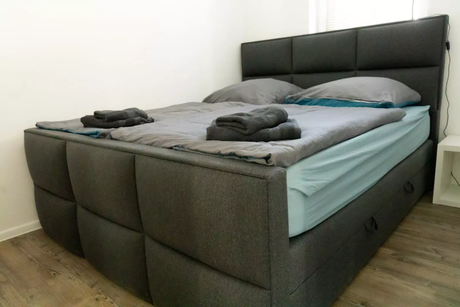 Altes Bootshaus alle Wohnungen