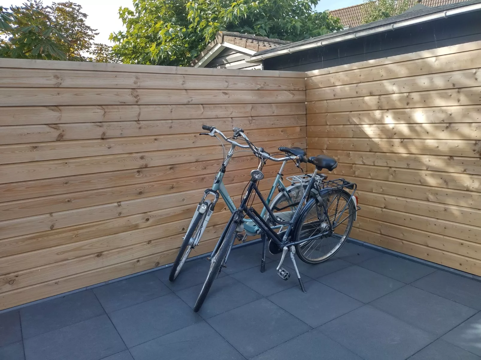 Schönes Ferienhaus in Aagtekerke mit Eigener Terrasse