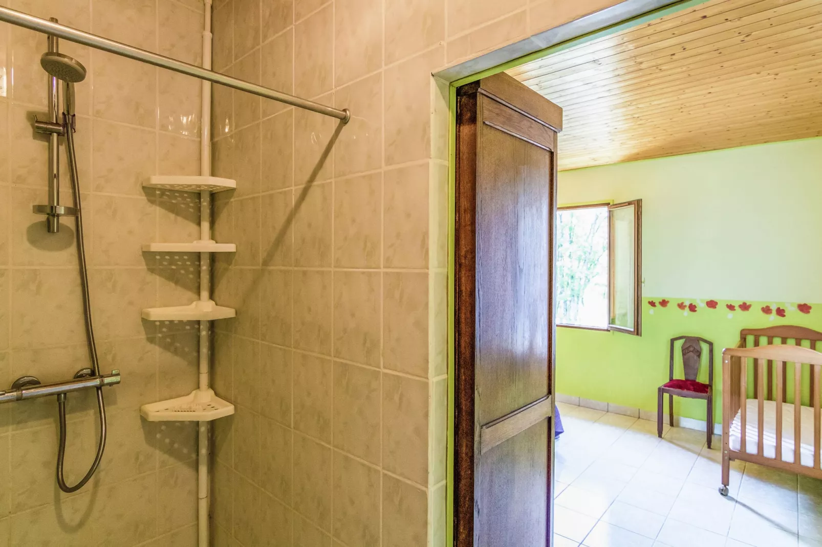 Salignac-Bathroom
