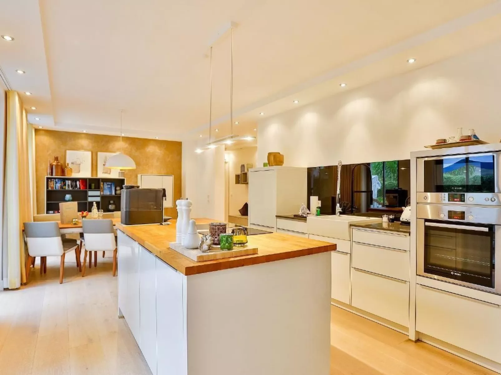 Luxus Ferienwohnung "Seebrise"