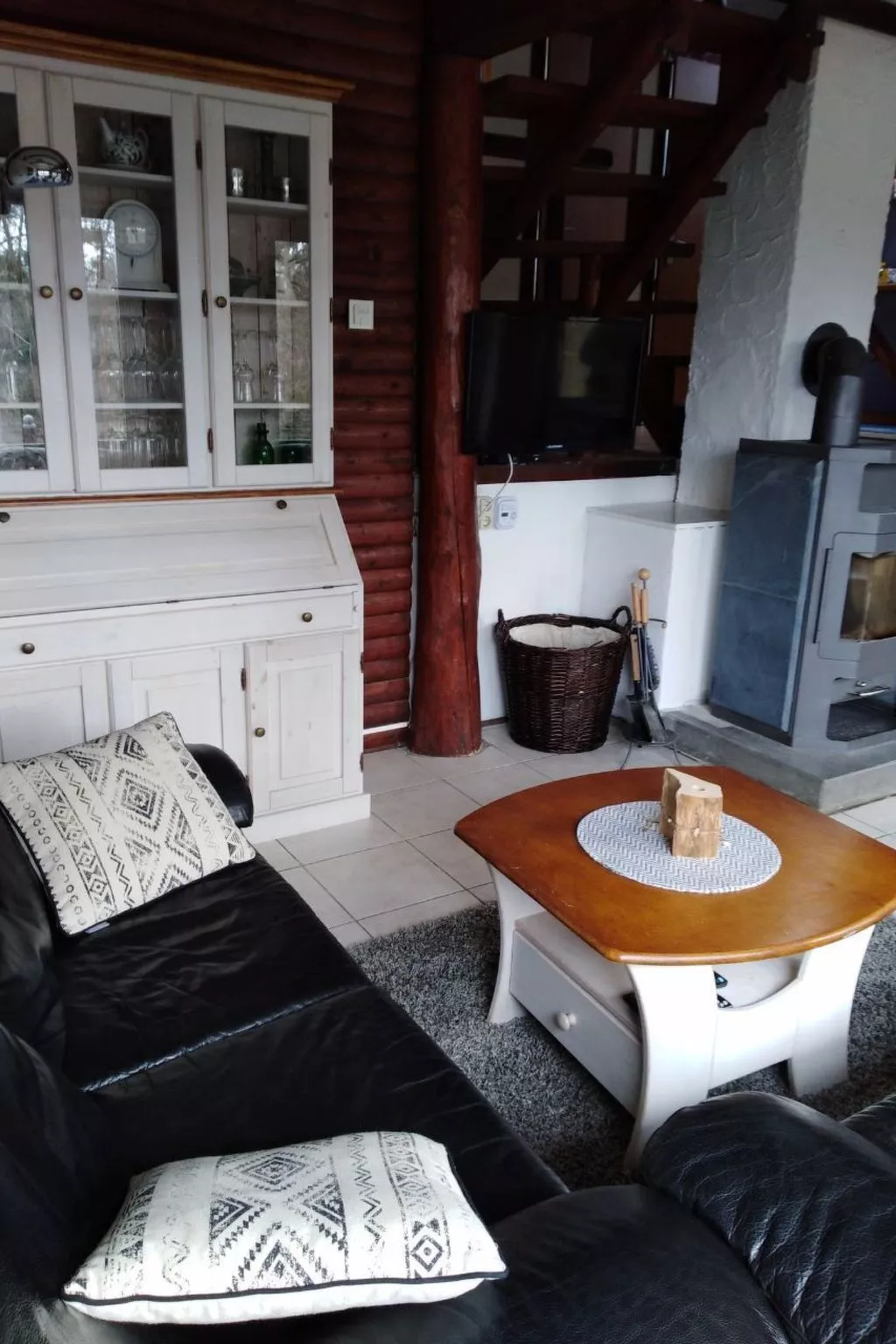 Mit Terrasse und Grill