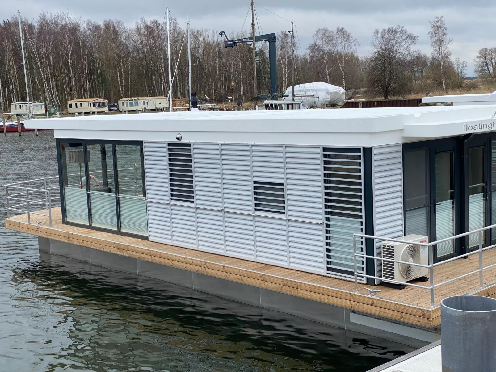 Sealoft auf der Ostsee Floatinghouse Trinity