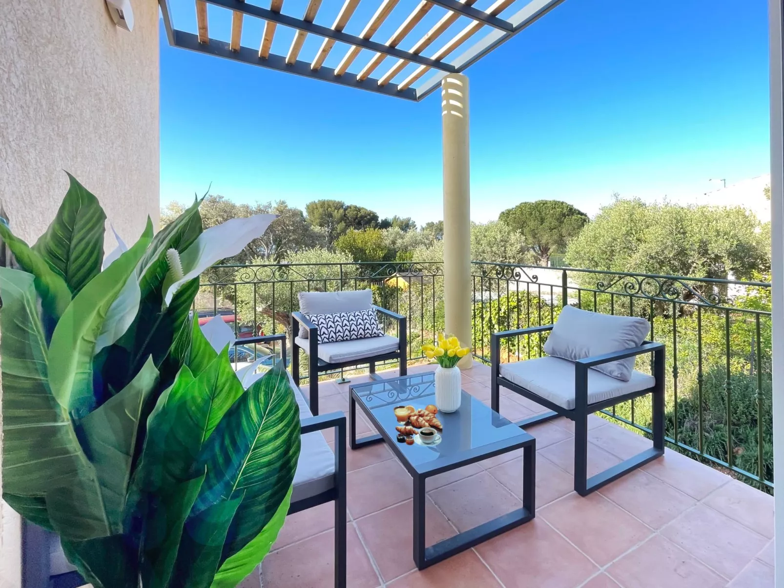 Provenzalisches Landhaus am Meer in ruhiger Lage.