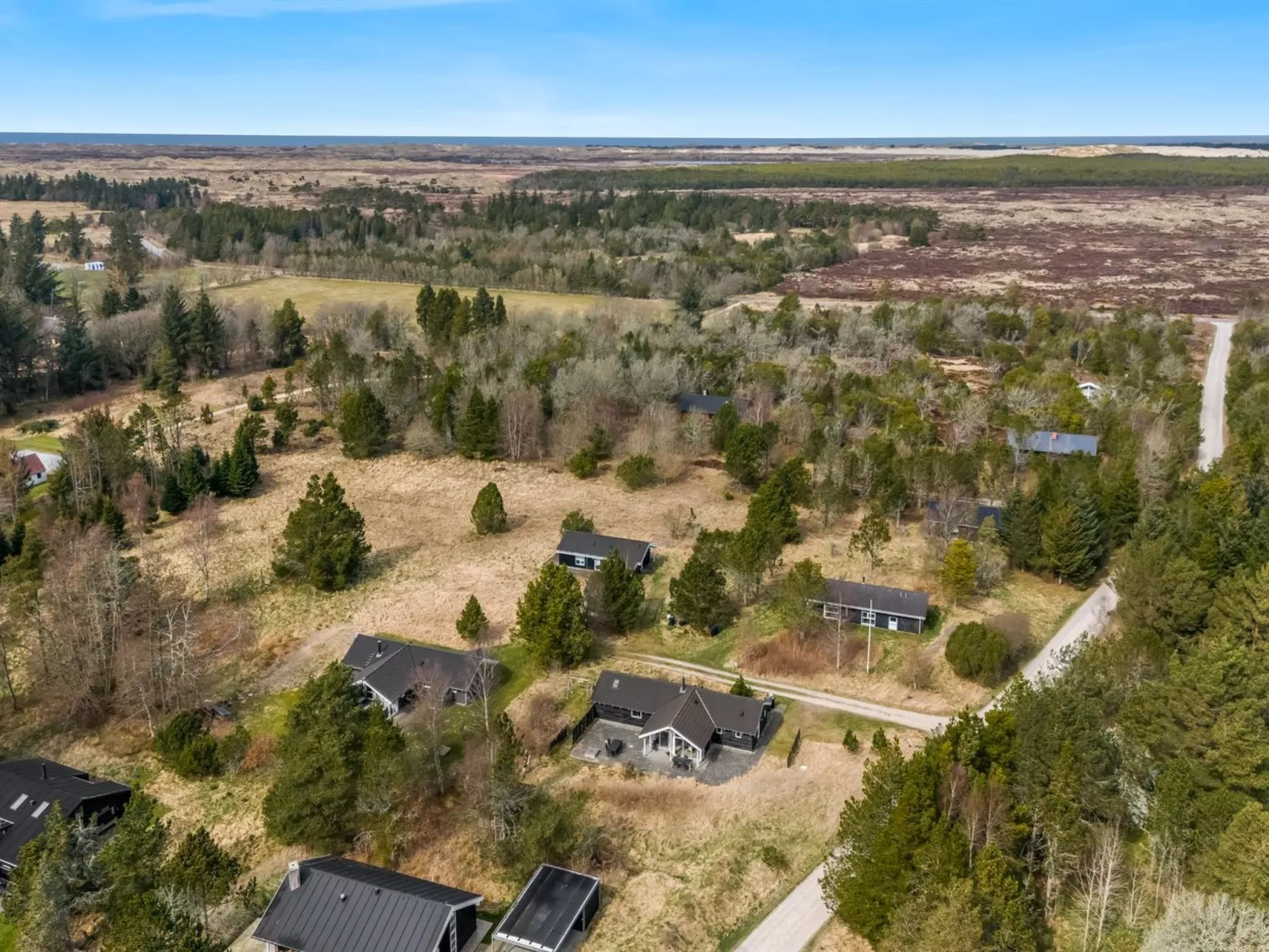 "Keyla" - 2.8km from the sea