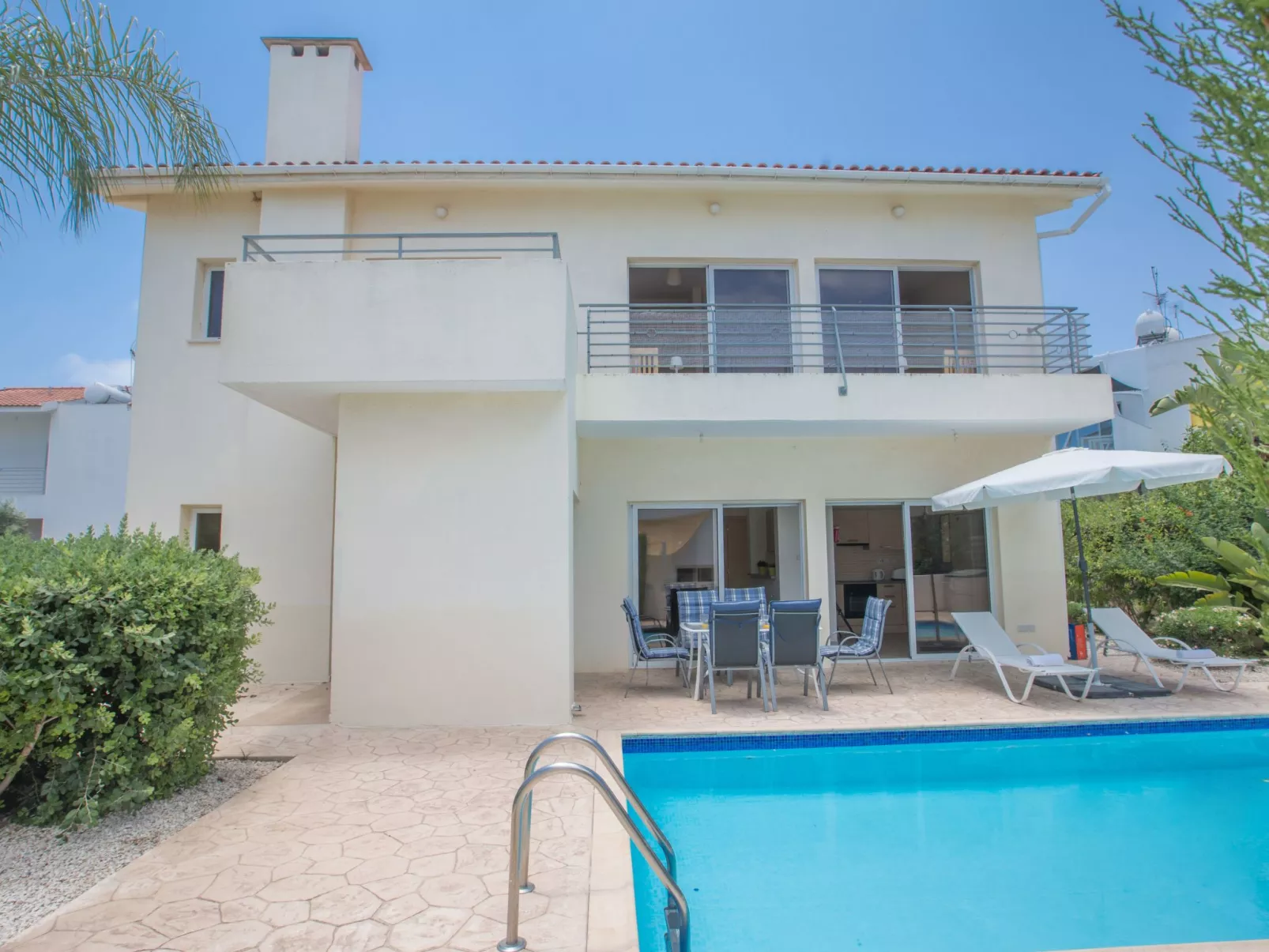 Wunderschöne Ferienvilla in Strandnähe