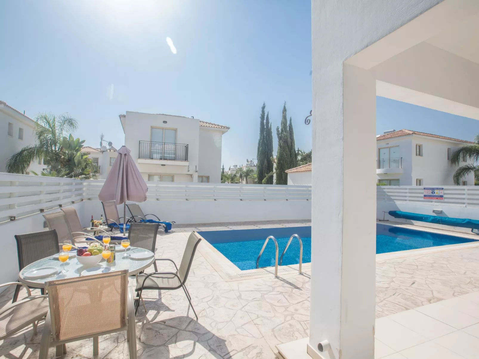 Ferienvilla PV17 mit Sonnenterrasse und Pool