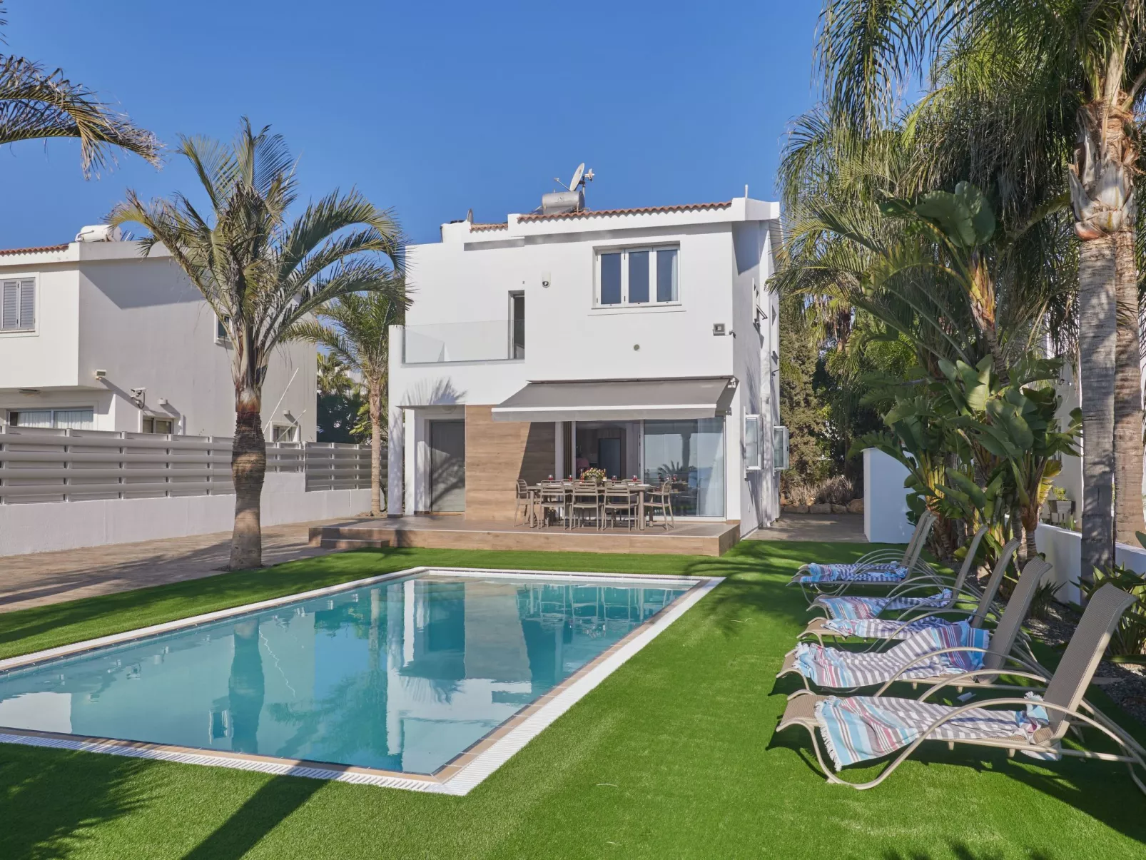 Moderne, geräumige Ferienvilla