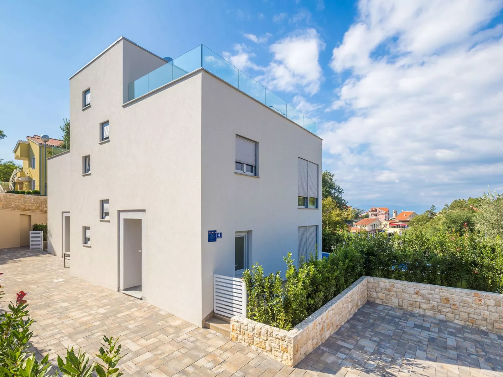 "Olive Nika" mit privatem Pool