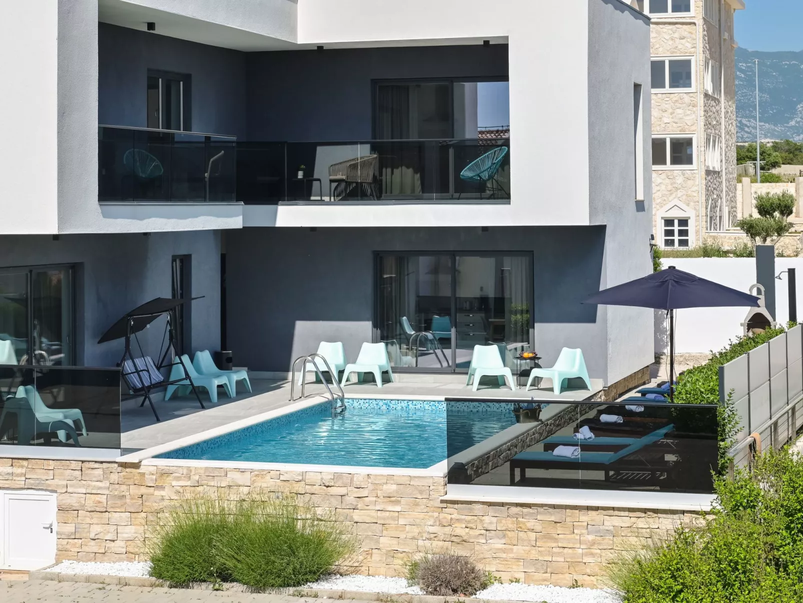 Mit Privatpool für 16 Personen ca. 160 m&sup2; in Novalja, Adriaküste Kroatien