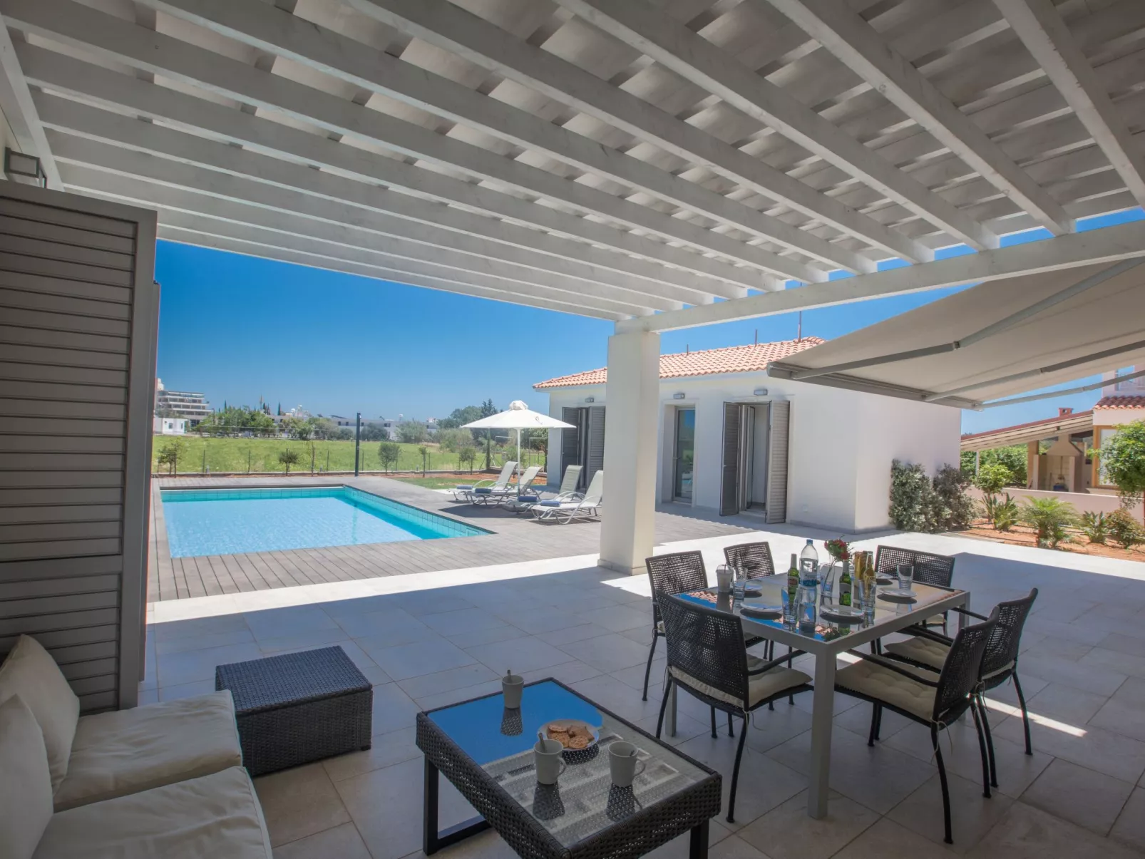 In Ayia Napa mit großem Patio