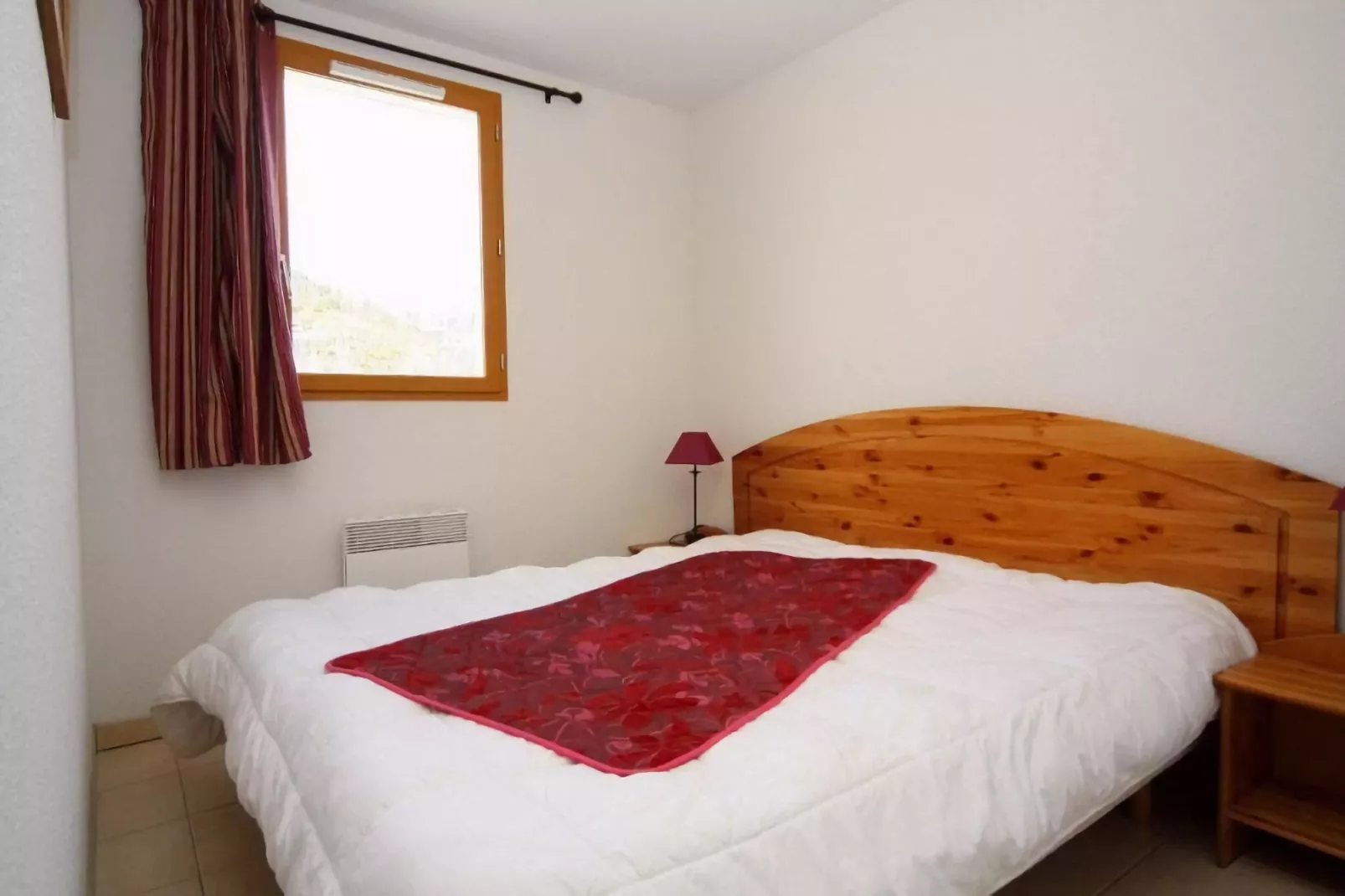 Résidence Les Sources - Montbrun-les-Bains // Apt T3 - 6 pers  3P6-Bedroom