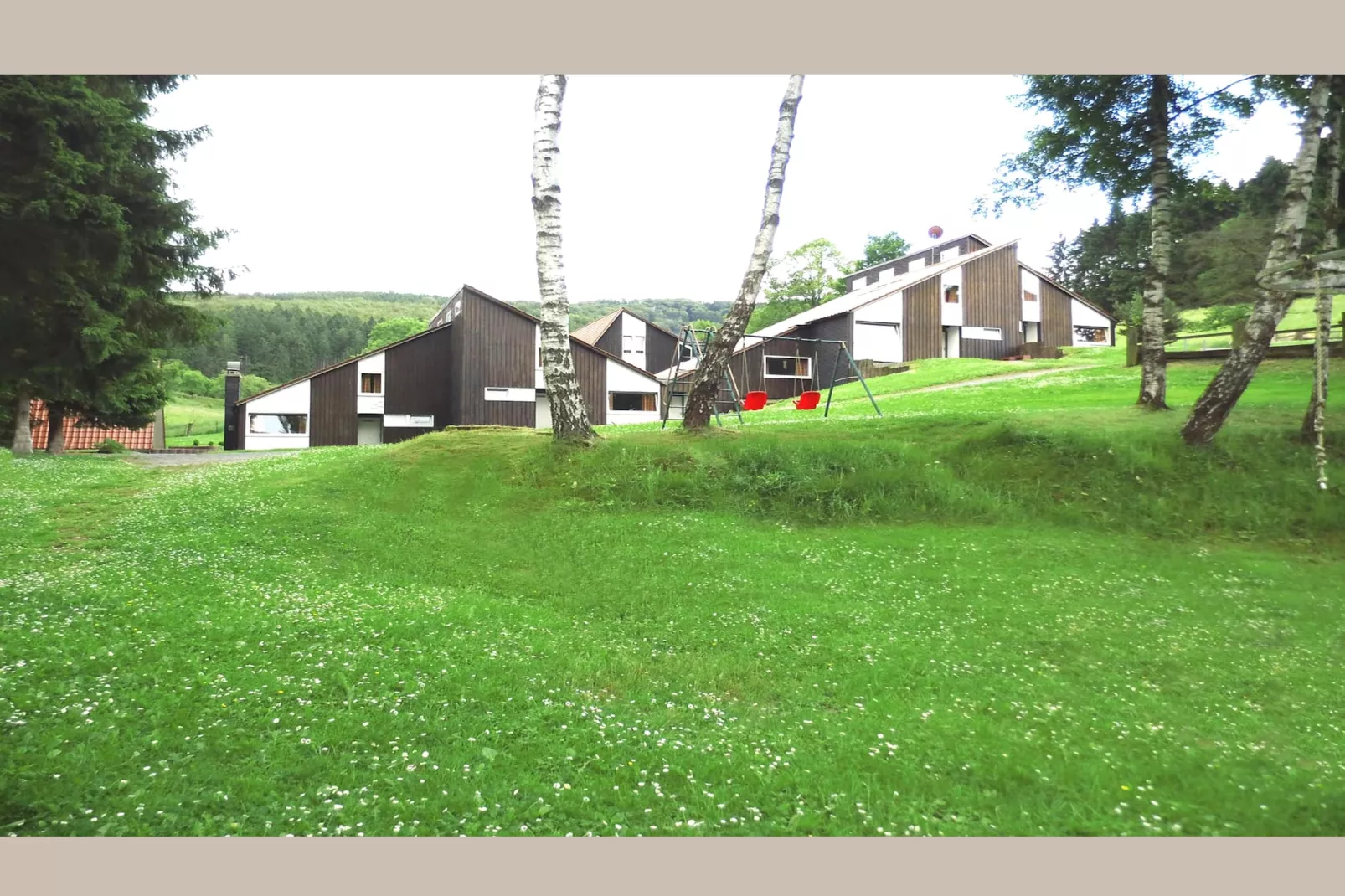 Biberbau-Exterior in summer