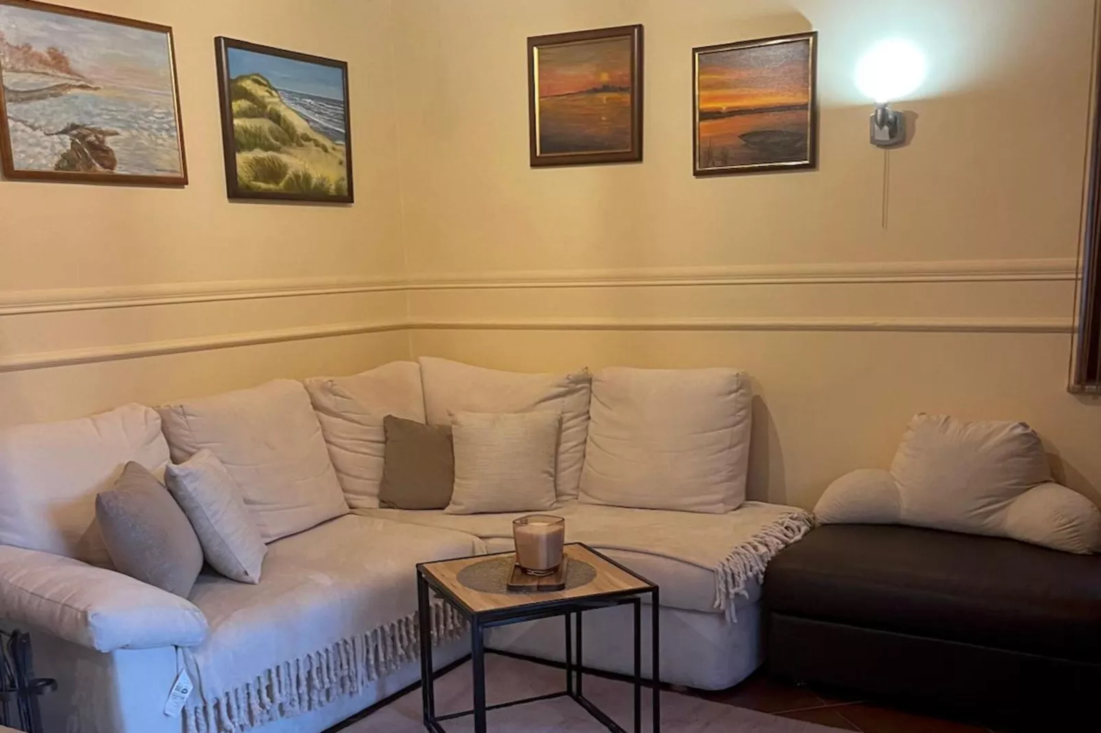 Dom wakacyjny w Krzyni dla max 7 osób-Wohnzimmer