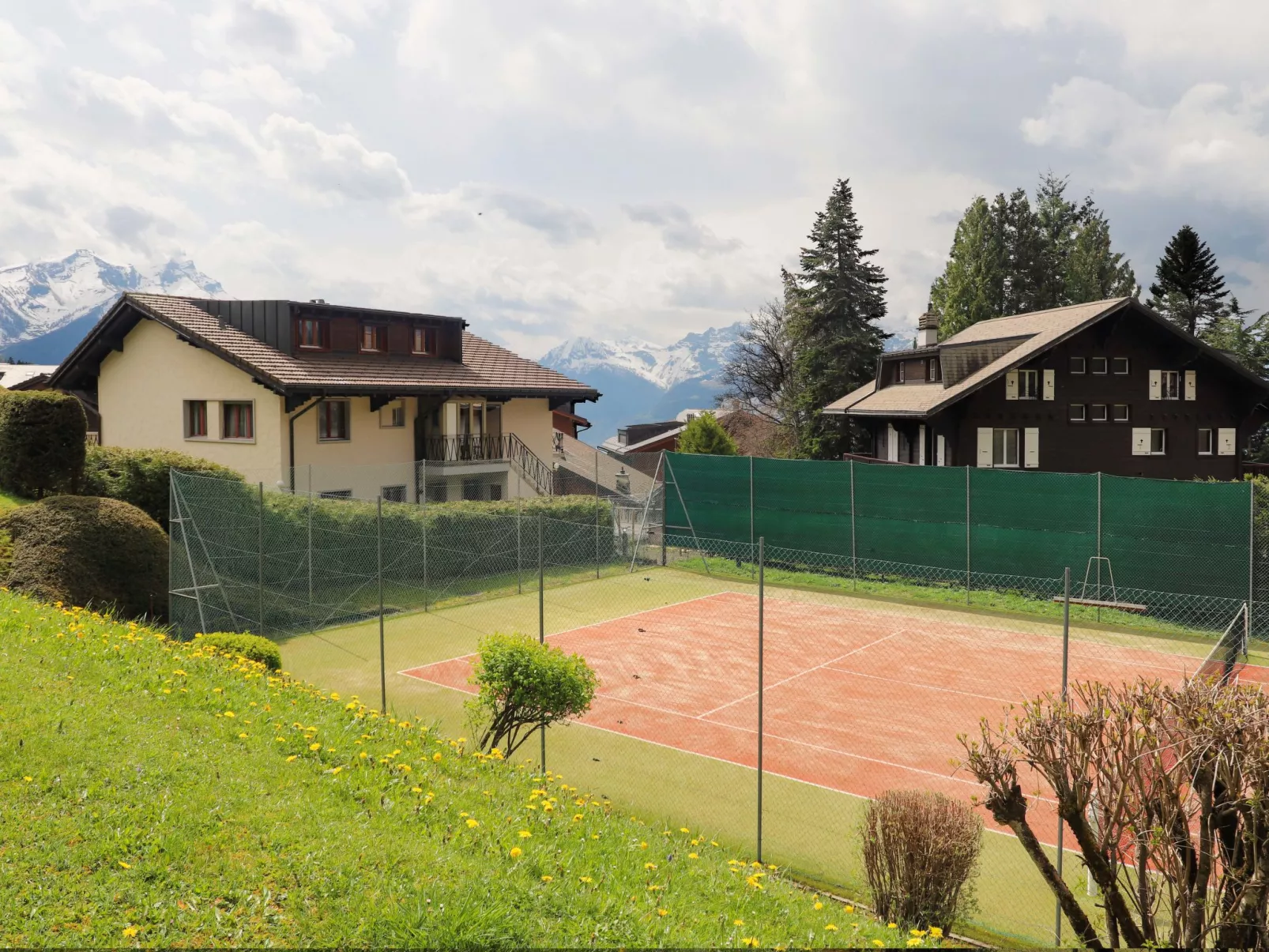 Grand Hôtel A18 - Dehors