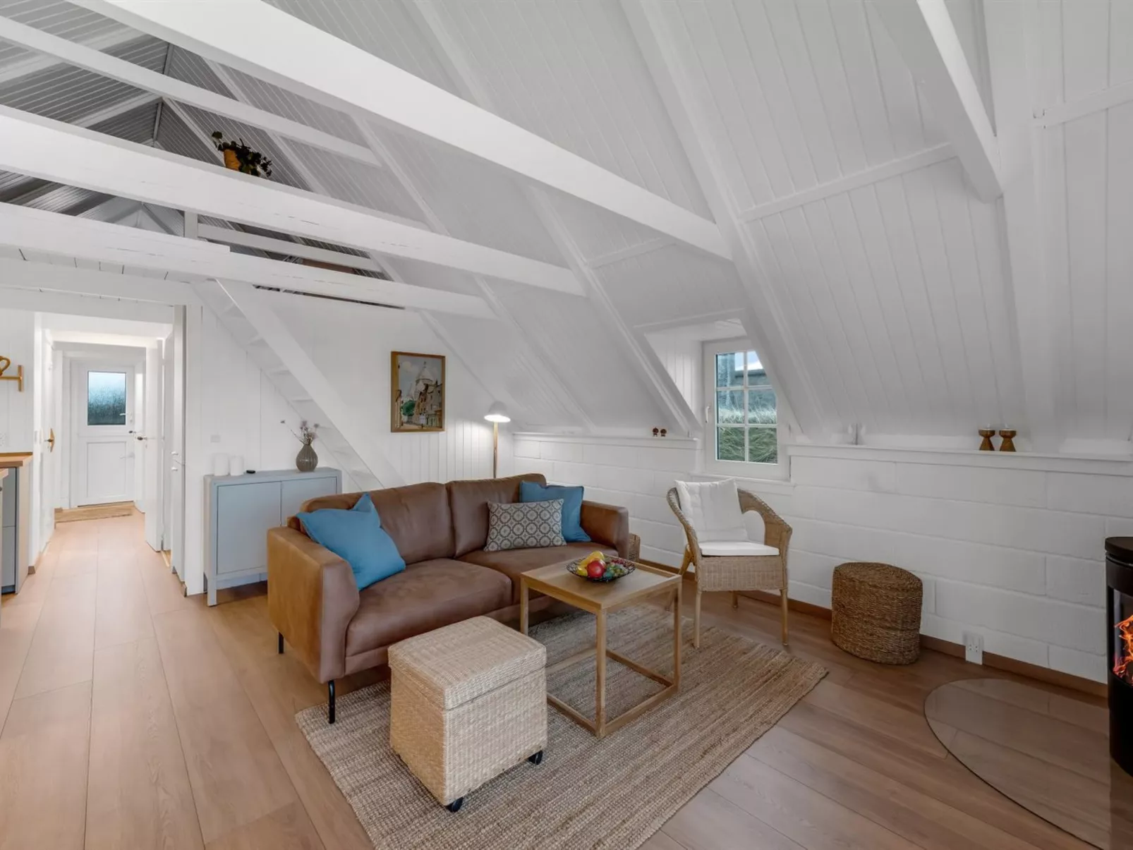 "Gunhwat" - 350m to the fjord-Inside