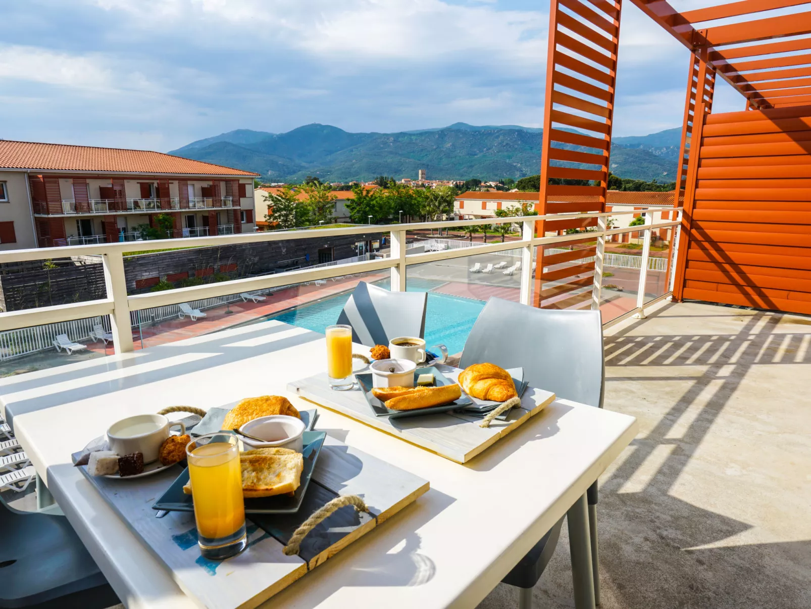 Demeures de la Massane-Outside