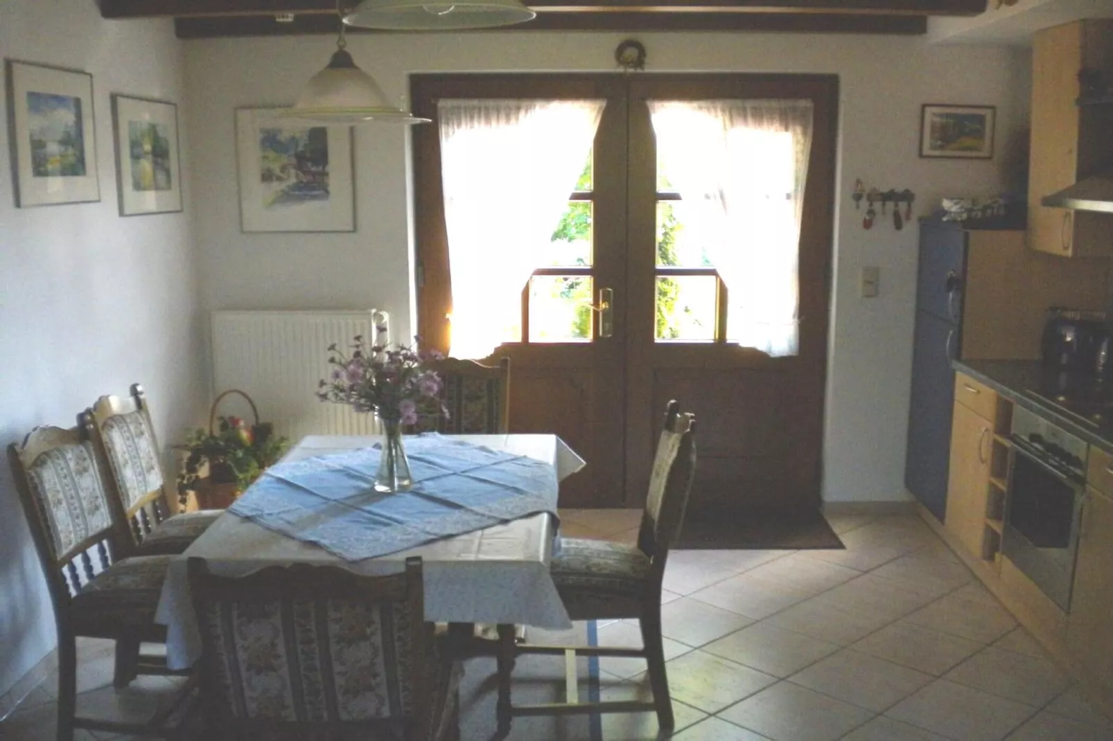 241032-Dining room