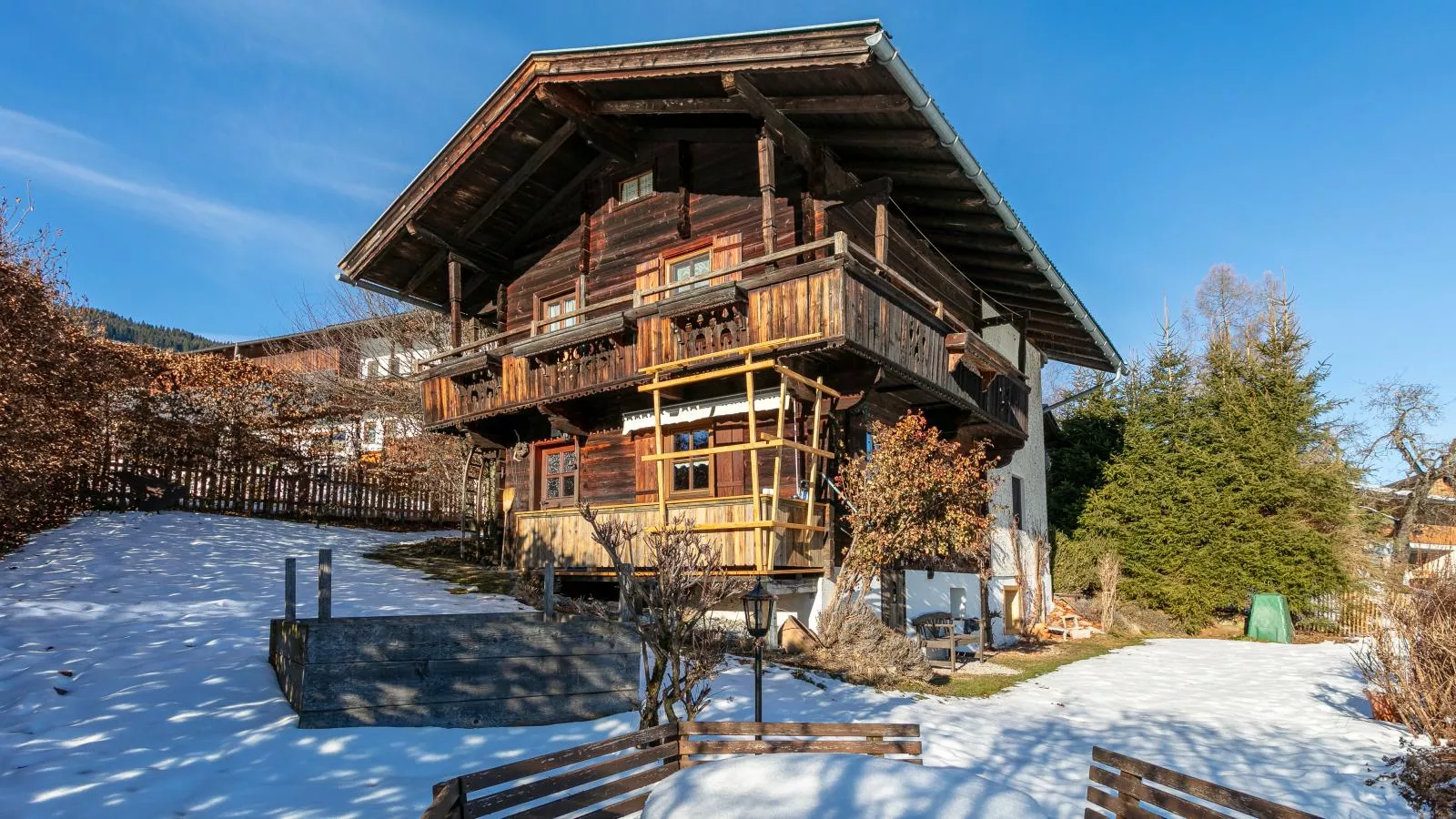 Weberhäusl am Penningberg-Exterior in winter