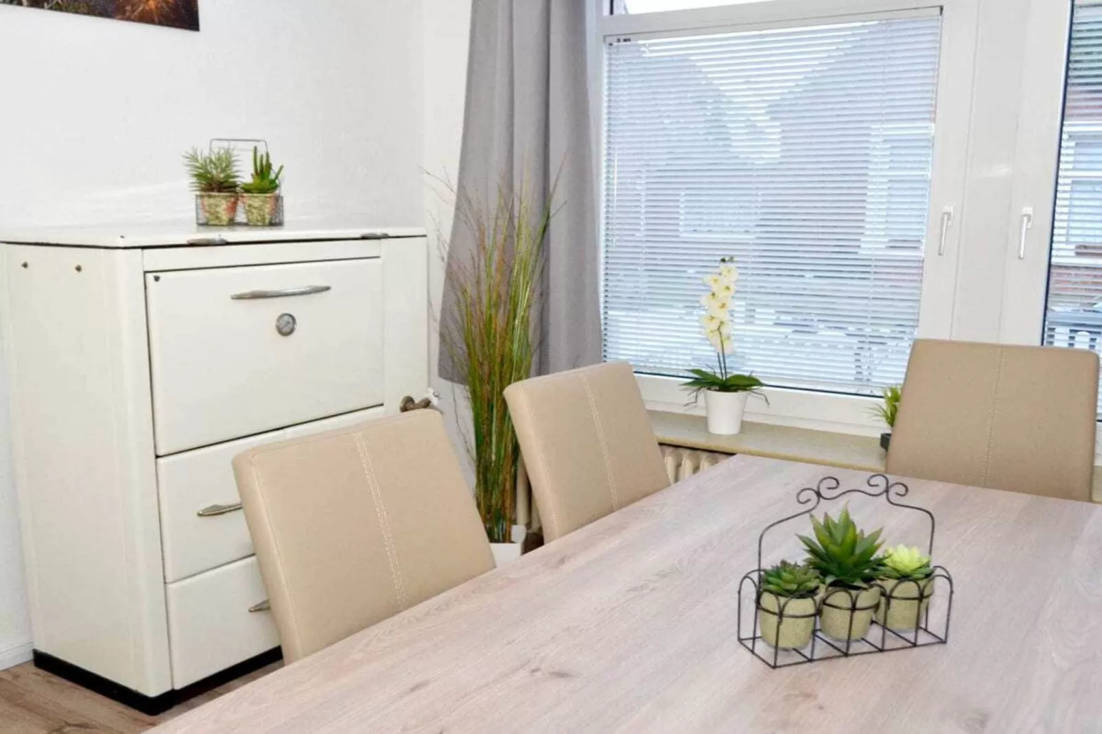 68918-Salle à manger