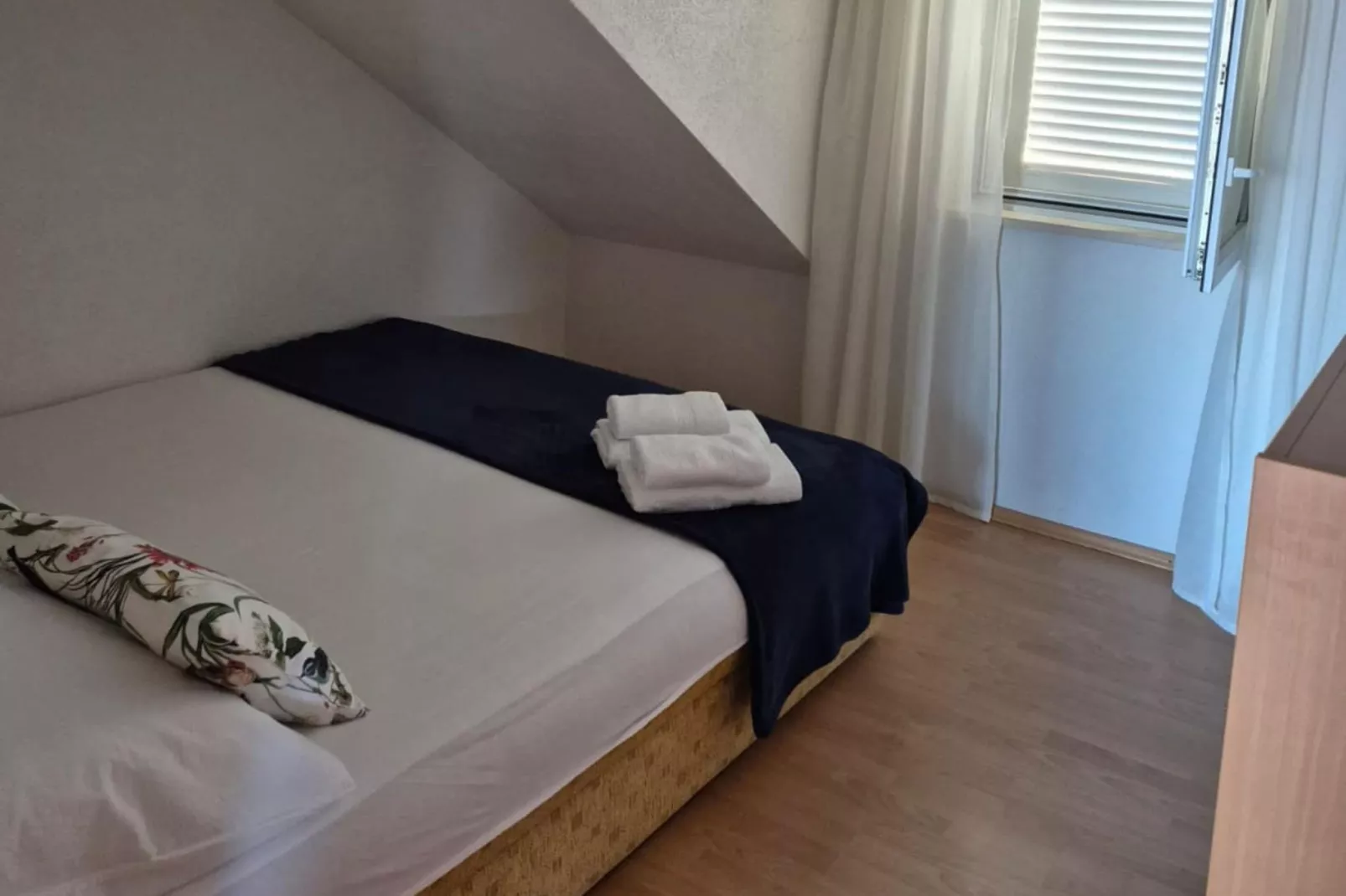 Villa Stella - Two Bedroom Apartment with Balcony and Sea View (Marilena)-Schlafzimmer