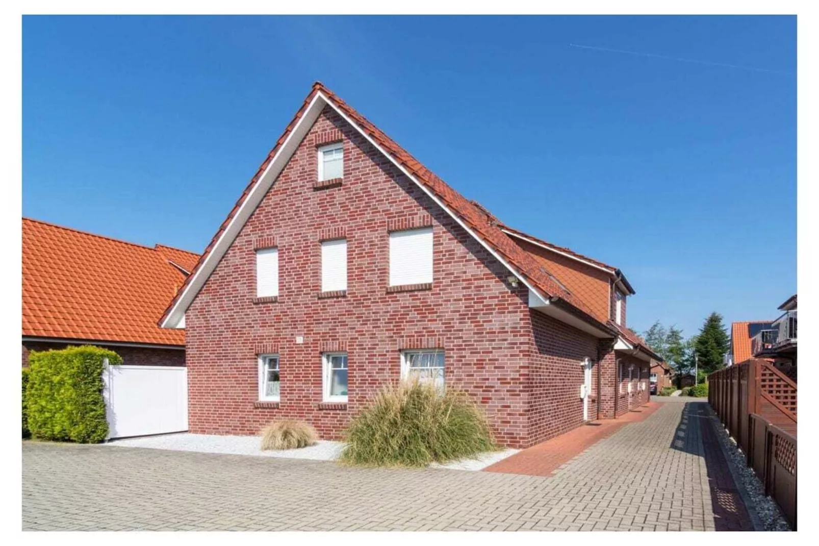 93936-Außenbereich Sommer