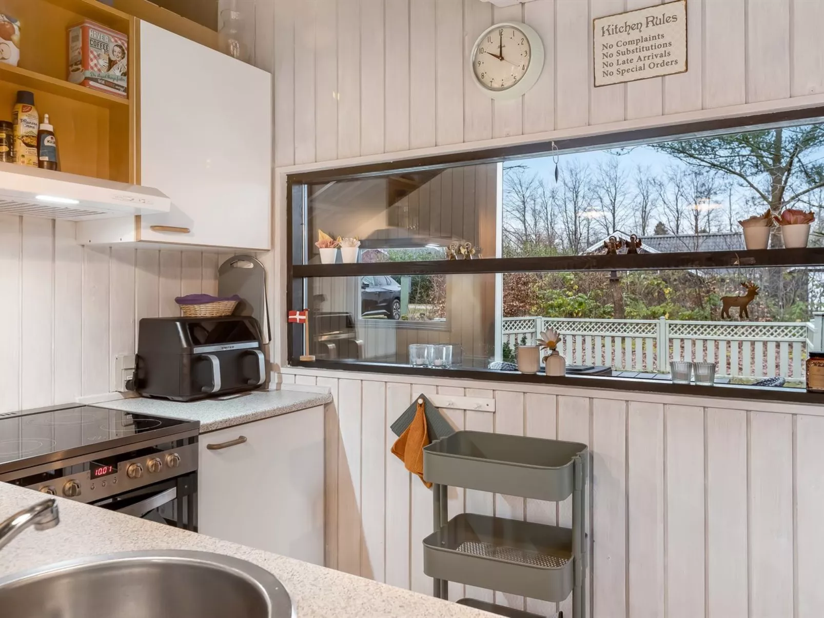 "Torhild" - 30km from the sea - Drinnen