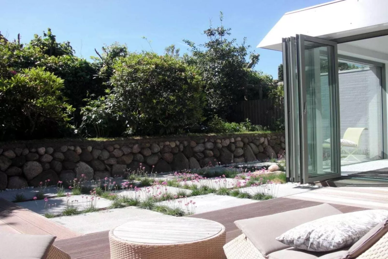 40535-Terrasse / balcon