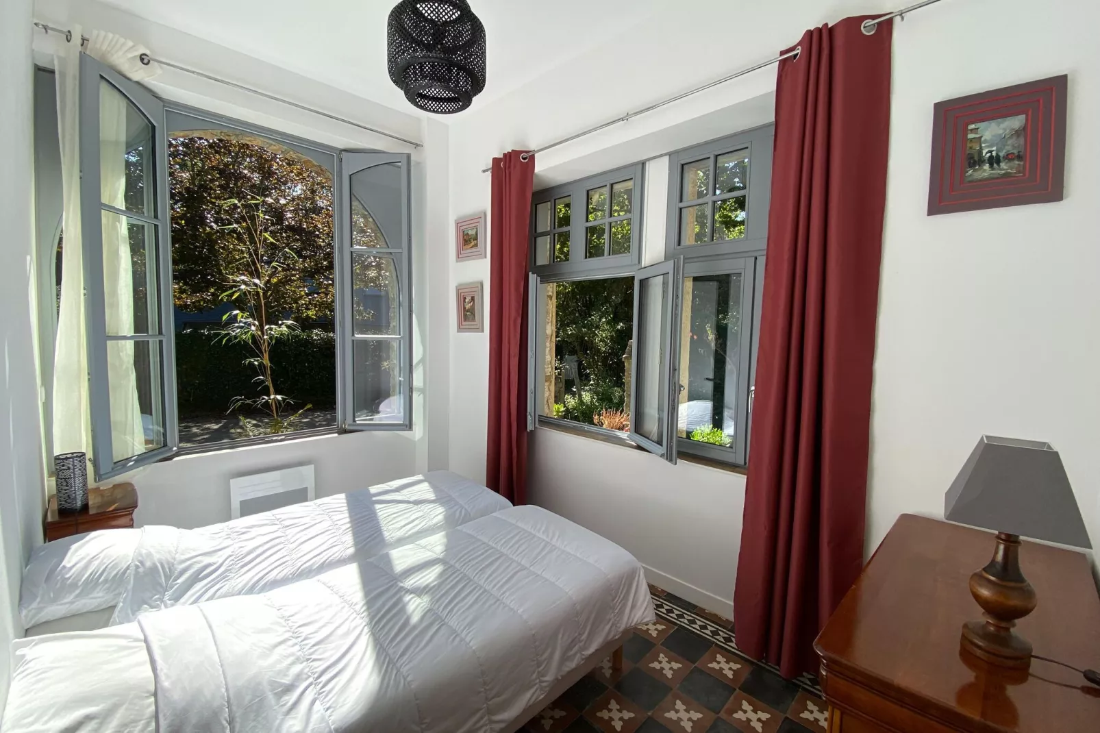 Superbe maison de vacances 250m plage Kerfany-les-Pins les magasins-Schlafzimmer
