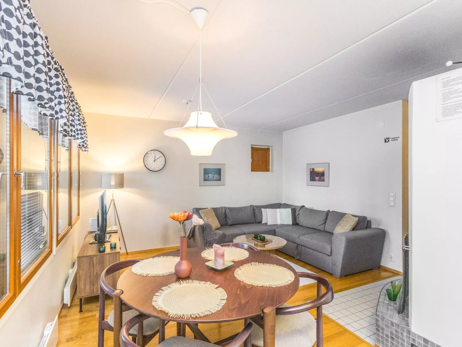 Karhunvartijan linna a2-Dedans