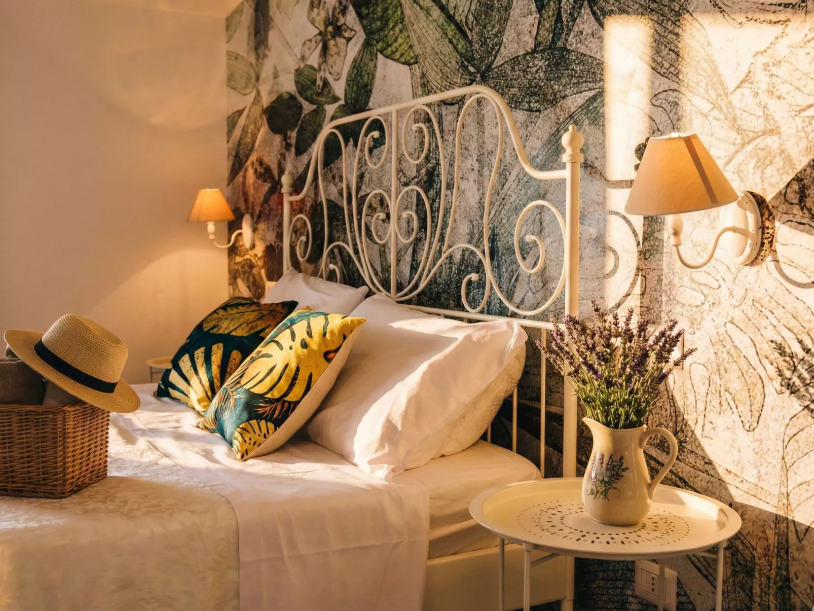 Crystal Sea Apartment-Inside