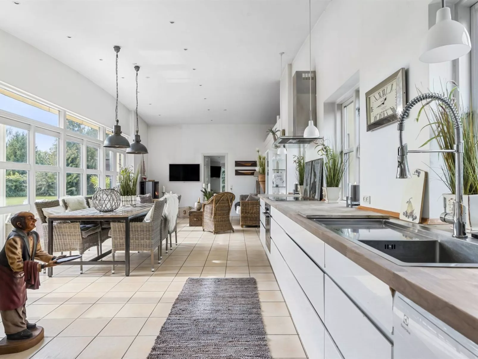 "Mads" - 1.2km from the sea - Inside