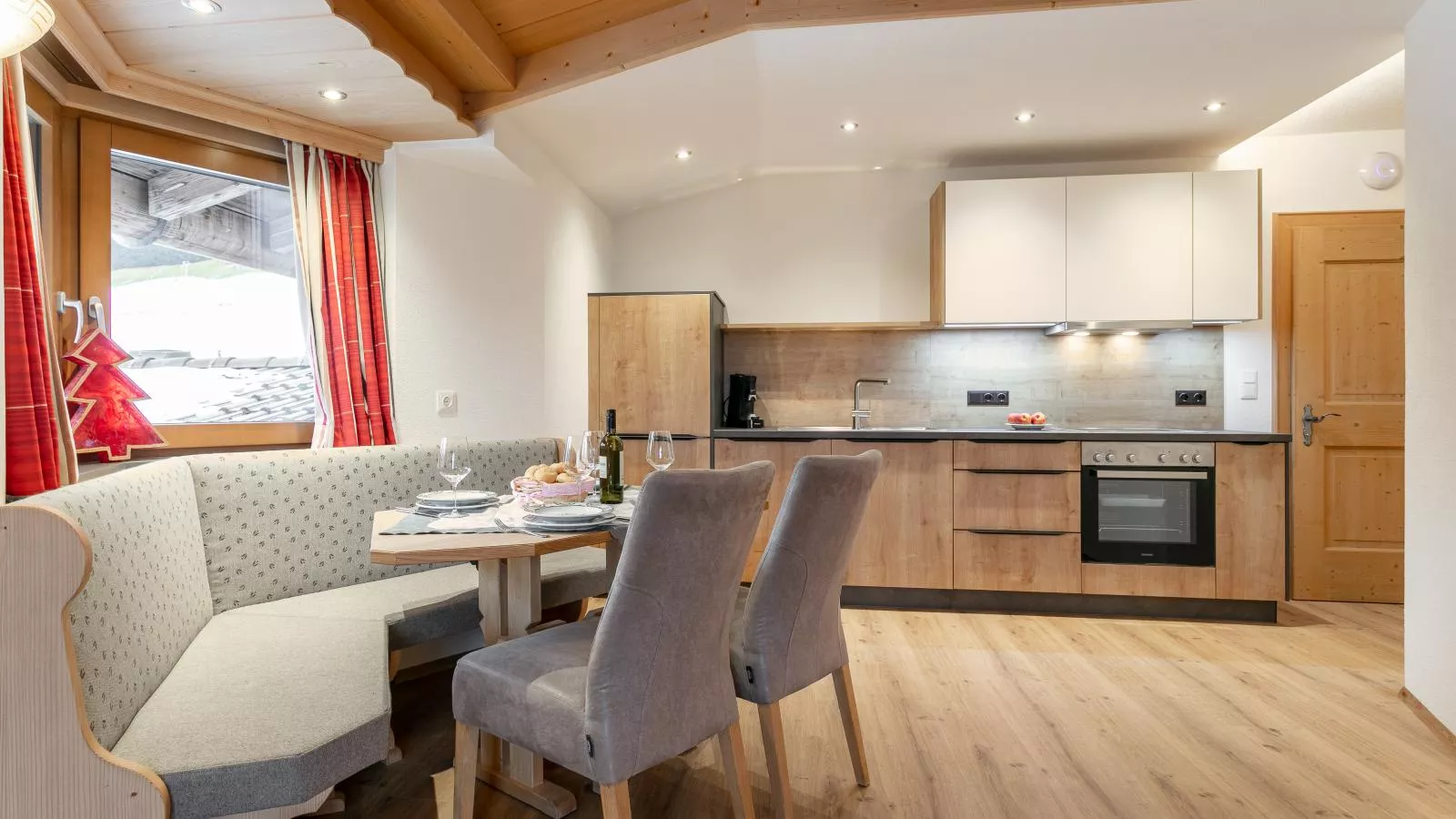 Landhaus Marchfeld Top 3-Dining room