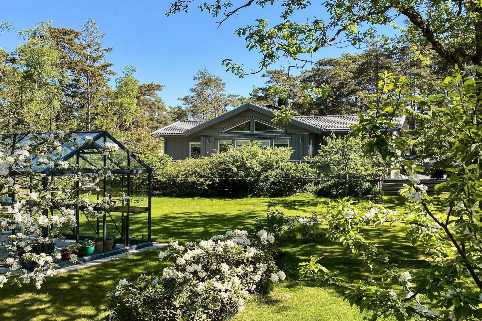 6 person holiday home in STRÖMSTAD-Outdoor