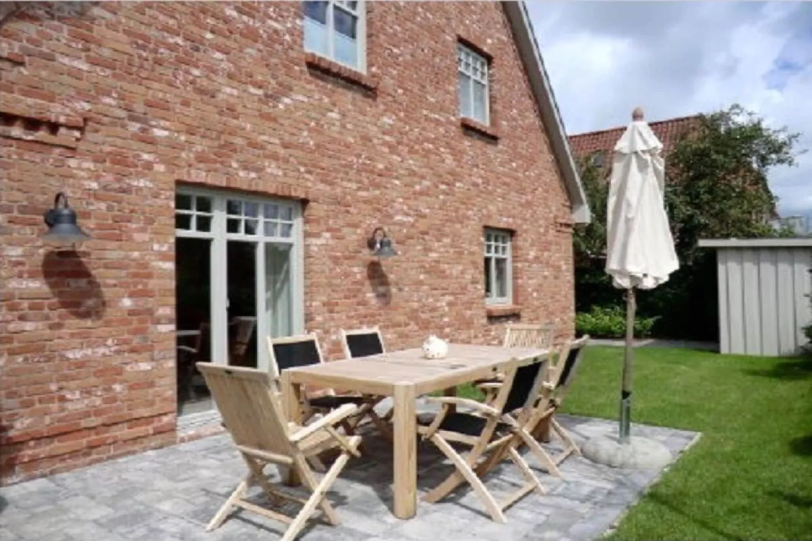 130468-Terrace balcony