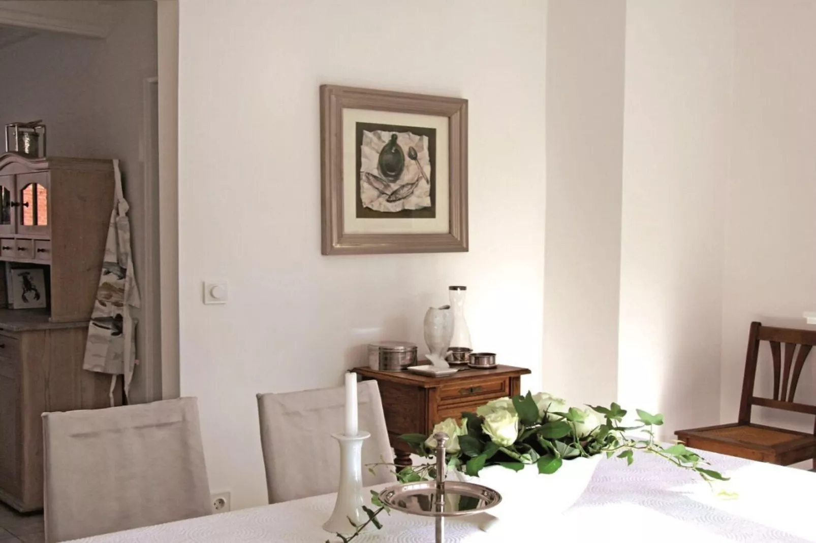 345853-Salle à manger