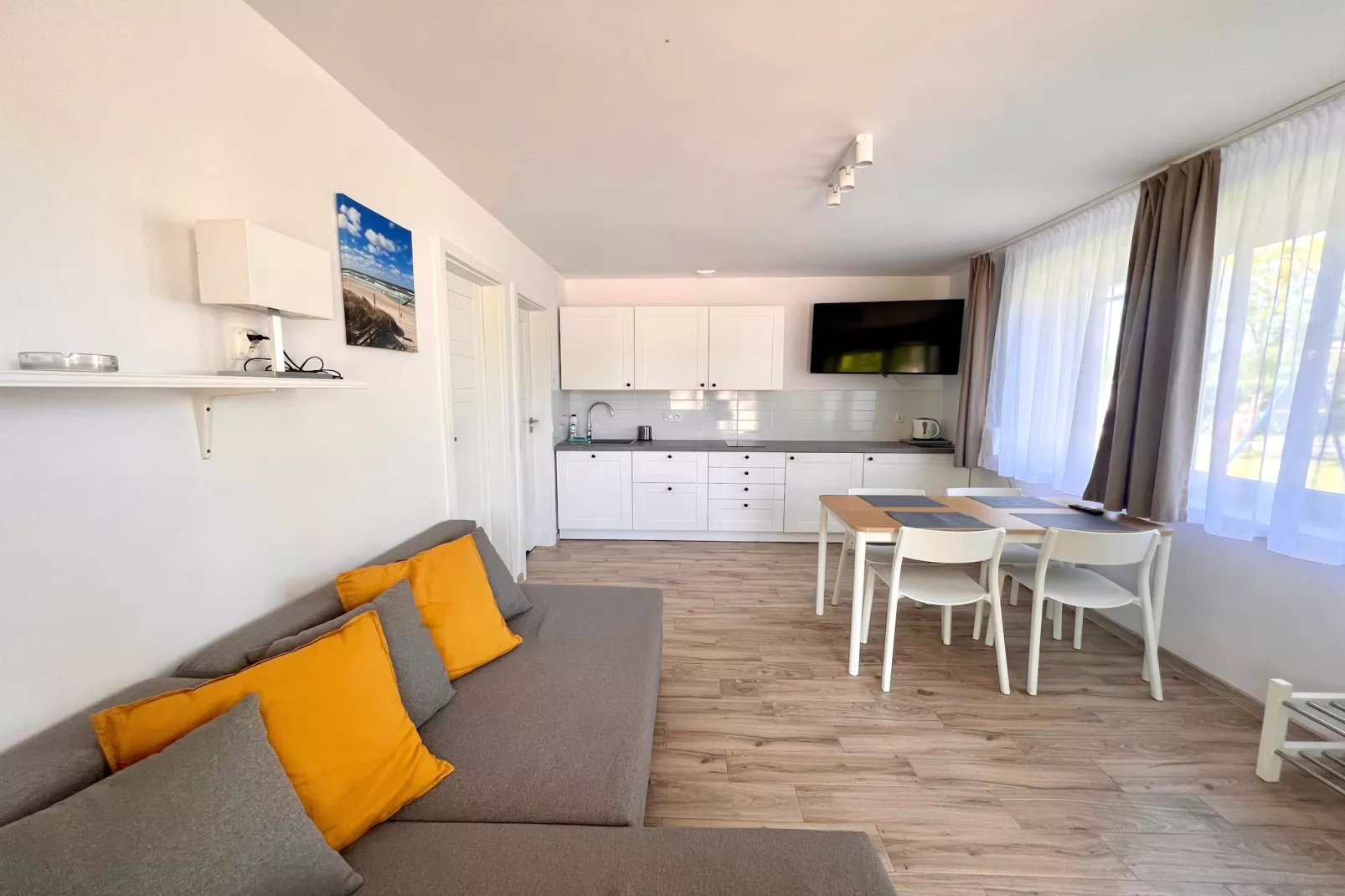 Domki 4-osobowe dla 2 osób-Wohnzimmer