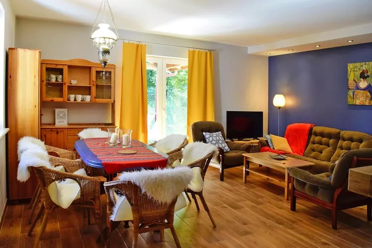 Dom wakacyjny w Choczewie dla max 6 osób-Living room
