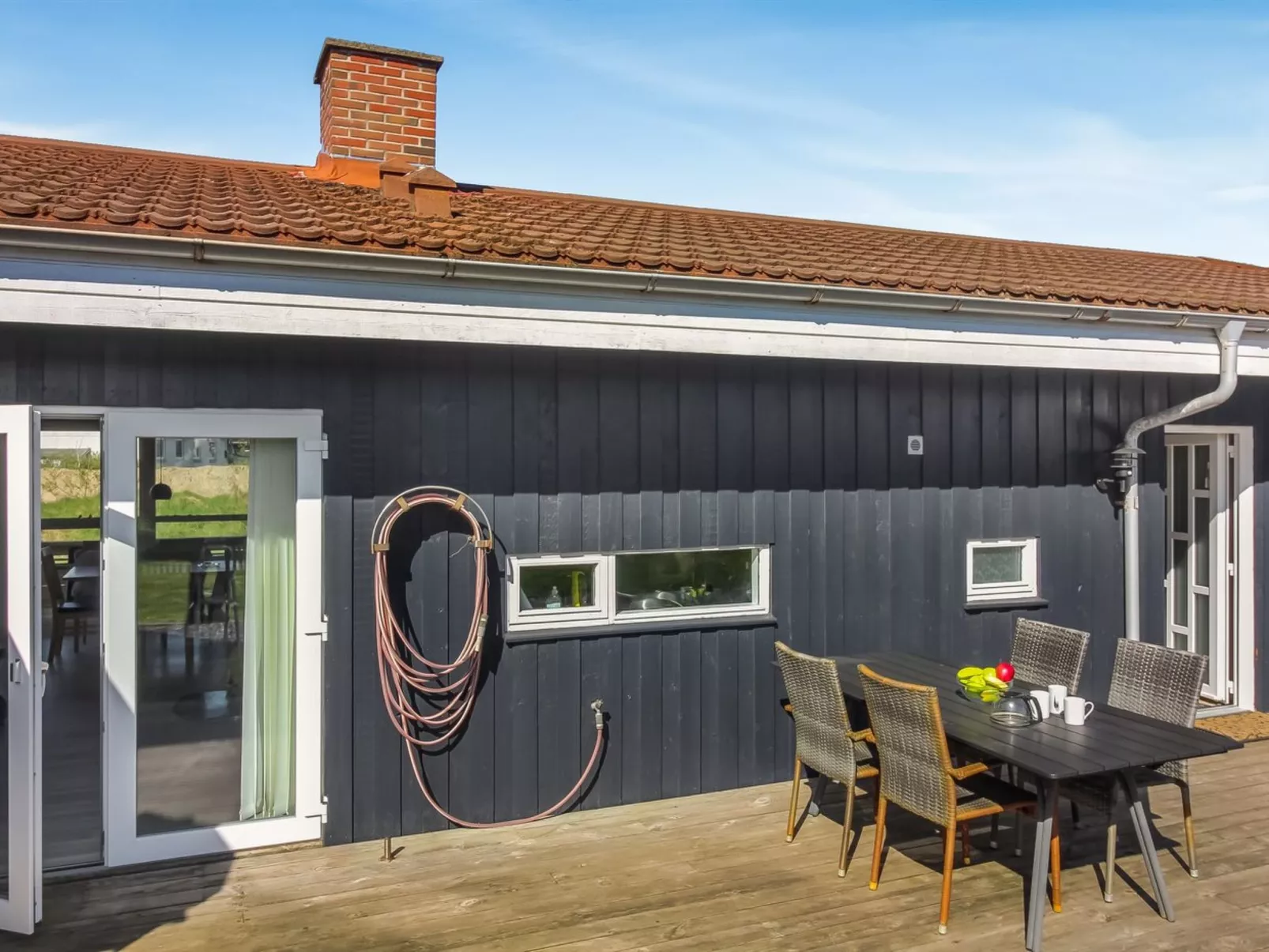 "Peder" - 700m from the sea-Outside