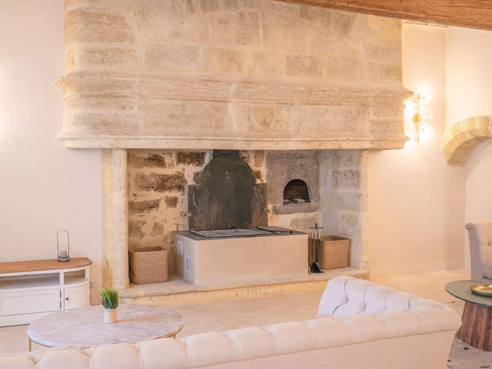 Chez Nerthe, 5-Sterne-Haus mit privatem Jacuzzi-Drinnen