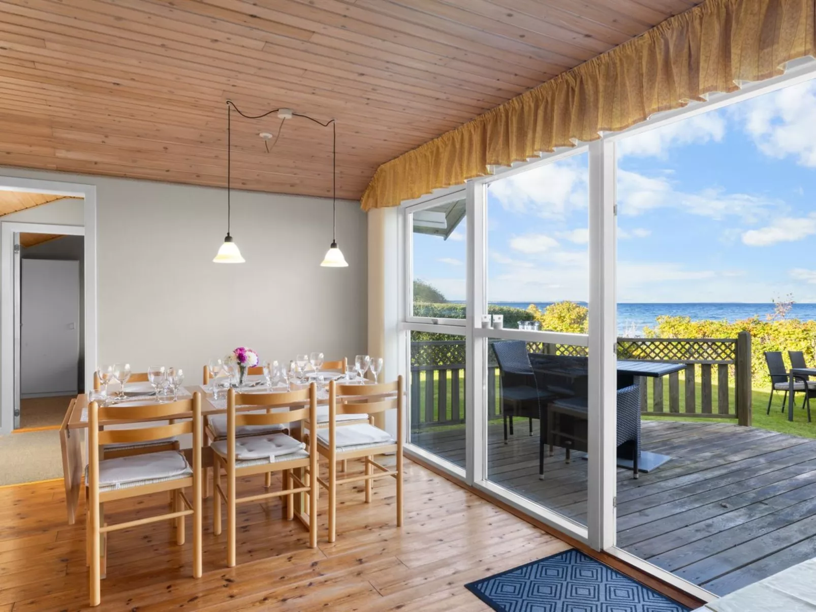 "Astrath" - 10m from the sea-Drinnen