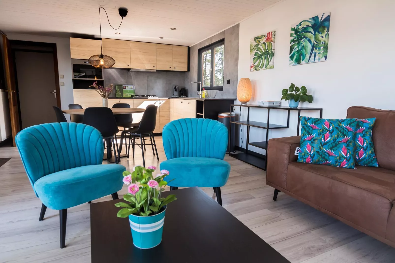 Luxe Lodges-Living room