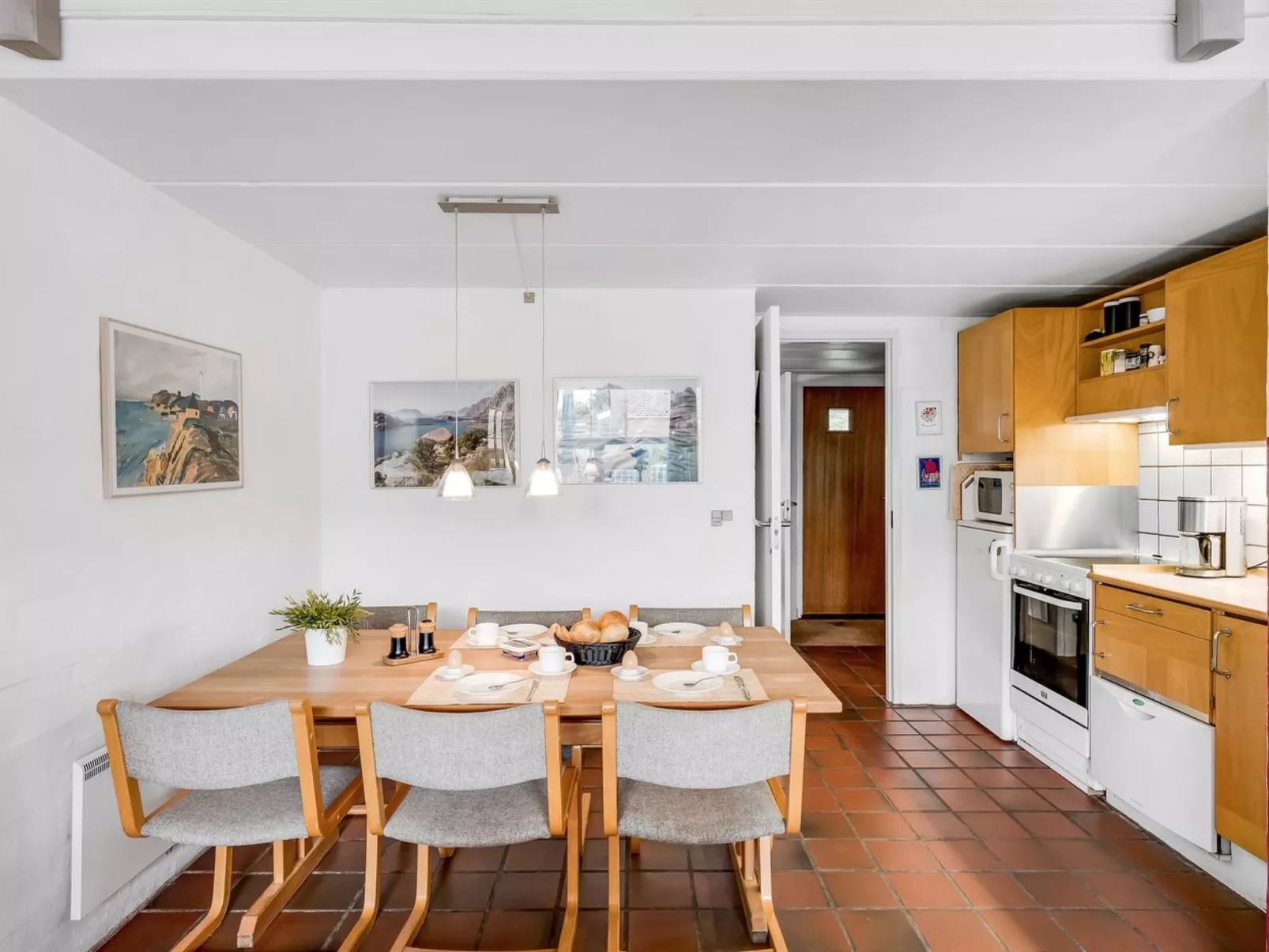 "Melle" - 500m from the sea-Drinnen