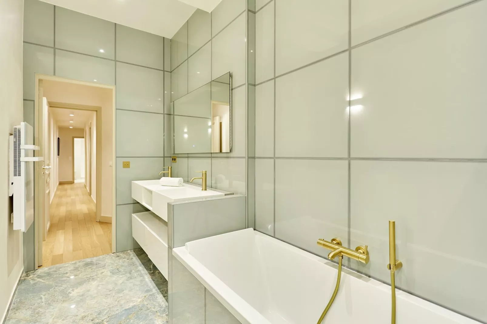 MEDICIS MX-Non tagué