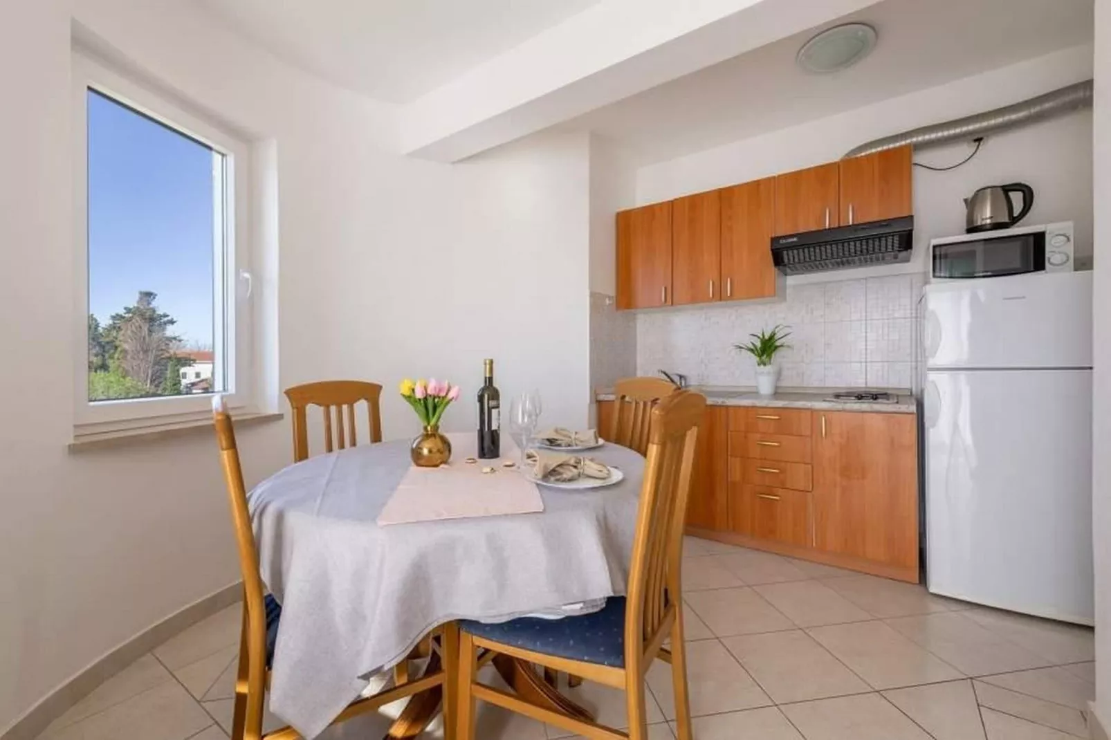 Apartments Anamarija - One Bedroom Apartment with Balcony (A2+2) 9 - Cuisine